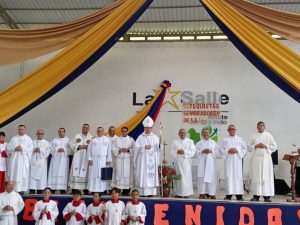 CATEQUISTAS, SEMBRADORES DE LA PAZ.