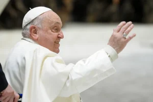 El Papa ha continuado esta mañana la terapia prescrita en el hospital Gemelli