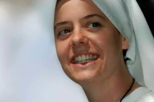 “Firmé un contrato con Jesús”: religiosa revela cómo Clare Crockett eligió a Dios antes que a Hollywood